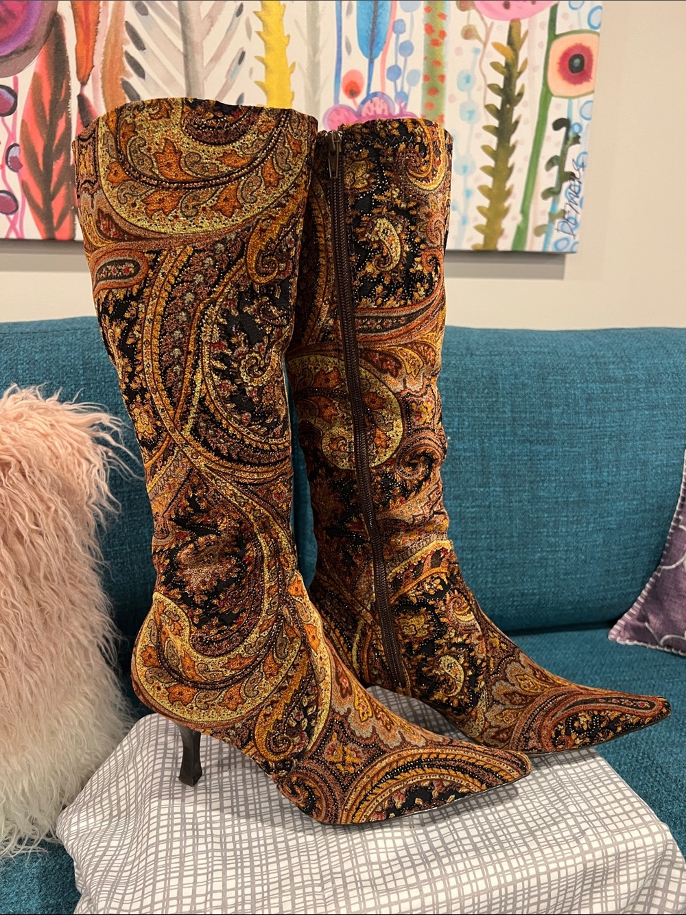 Paisley printed standout boots with gold SPRAKLE on them